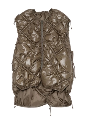 Muller Of Yoshiokubo Asymmetry quilted vest - Brown