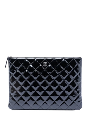 CHANEL Pre-Owned 2014-2015 Medium Quilted Patent O Case clutch bag - Black