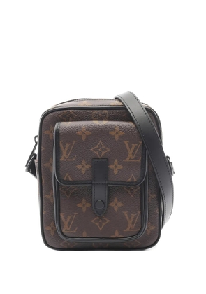 Louis Vuitton Pre-Owned 2021 Christopher Wearable monogram messenger bag - Brown