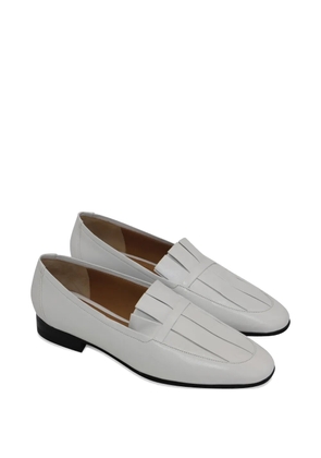 The Row Pre-Owned Adam pleat leather moccasin - White