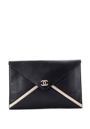 CHANEL Pre-Owned Cocomail Envelope Lambskin clutch bag - Black