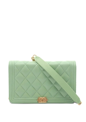 CHANEL Pre-Owned 2019 diamond-quilting chain-strap shoulder bag - Green