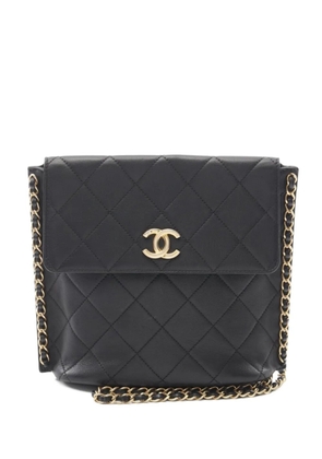 CHANEL Pre-Owned 2021-2022 matelasse-quilting leather chain bag - Black