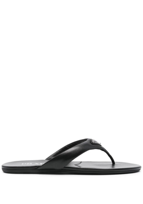 Prada enamel-triangle leather flip flops - Black