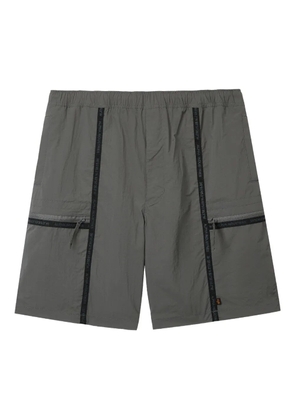 Alpha Industries logo-tape cargo-pockets shorts - Grey