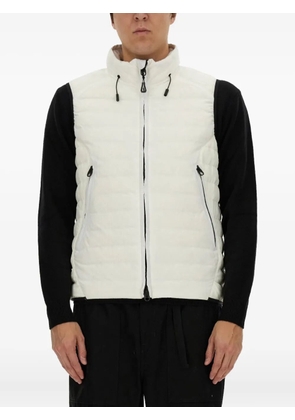 JG1 sleeveless gilet - White
