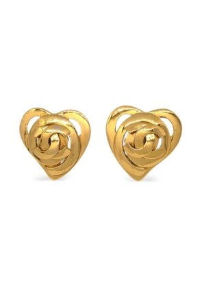 CHANEL Pre-Owned 1995 heart-motif CC earrings - Gold