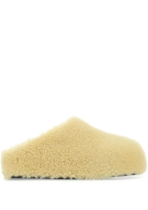 Amina Muaddi Giuly slippers - Yellow