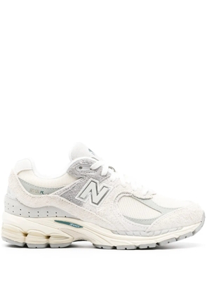 New Balance 2002R suede sneakers - White