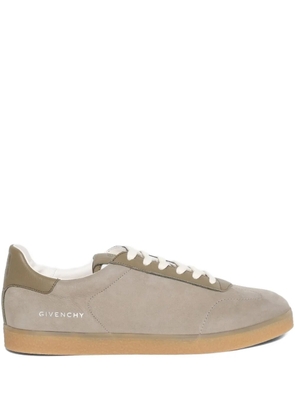 Givenchy Town low-top suede sneakers - Neutrals
