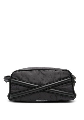 Alexander McQueen cross-strap logo-print wash bag - Black