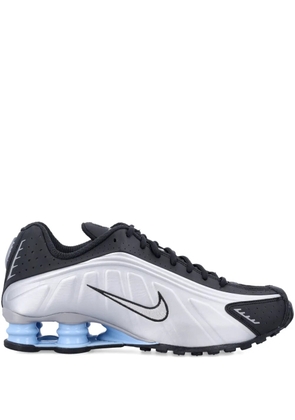 Nike Shox R4 shoes - White