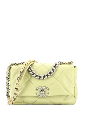 CHANEL Pre-Owned 19 Flap Bag Quilted Leather Medium crossbody bag - Green