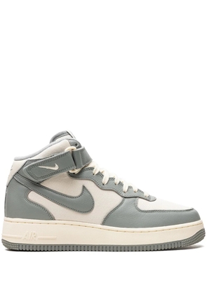 Nike Air Force 1 Mid 'Mica Green' sneakers - Neutrals