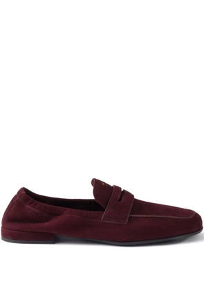 Prada Shuffle antiqued suede loafers - Red