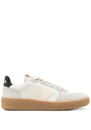 VEJA V 82 sneakers - Neutrals