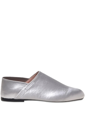 Alberta Ferretti logo-debossed leather loafers - Silver