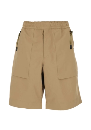 Moncler Grenoble patch pocket shorts - Neutrals