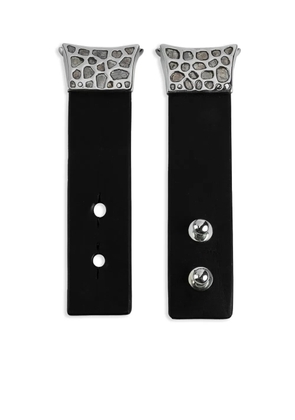 Parts of Four Series 1 Apple Watch bracelet - Black