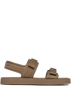 12 STOREEZ double-strap flat sandals - Brown