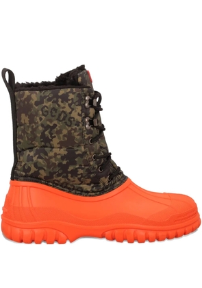 GCDS camouflage-pattern ankle boots - Green