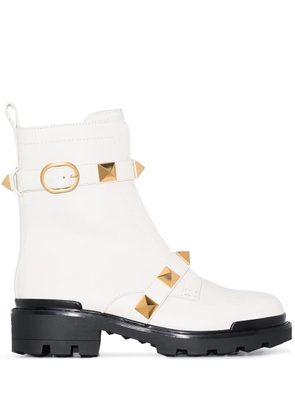 Valentino Garavani Roman Stud biker boots - White