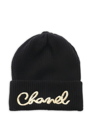 CHANEL Pre-Owned 1986-1988 logo sequin beanie hat - Black