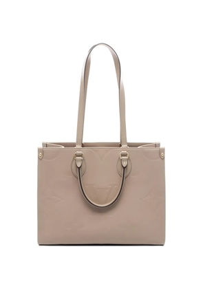 Louis Vuitton Pre-Owned 2010s MM On the Go Monogram two-way tote bag - Neutrals