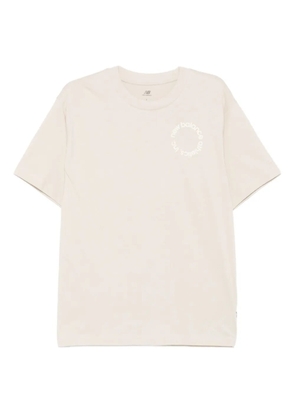 New Balance circular-logo T-shirt - Neutrals