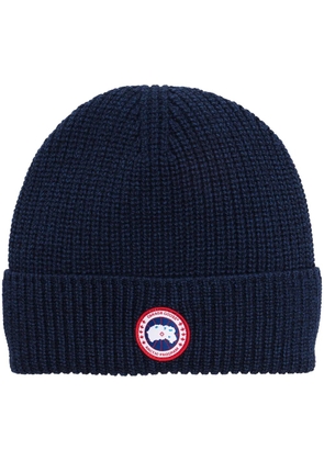 Canada Goose Arctic Disc ribbed-knit beanie - Blue