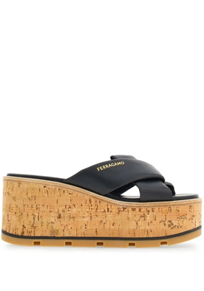 Ferragamo logo-print leather sandals - Black