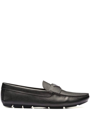 Prada triangle-logo leather loafers - Black