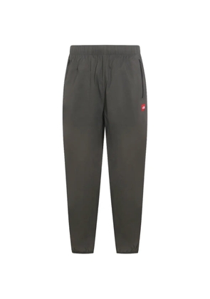 The North Face zip logo-patch trousers - Green