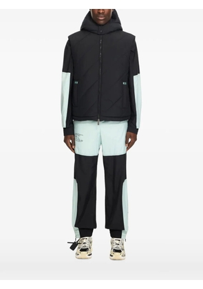 Off-White Arrow Diagonal quilted padded gilet - Black