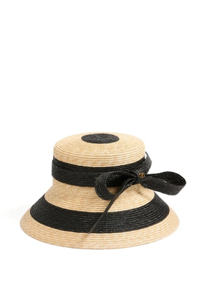 Valentino Garavani signature bow straw bucket hat - Neutrals