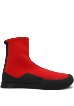 The Row zip-up ankle boots - Red