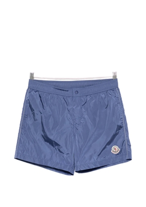 Moncler logo-patch swim shorts - Blue