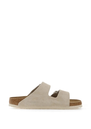 Birkenstock Arizona buckled suede sandals - Neutrals