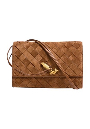 Andiamo clutch with shoulder strap