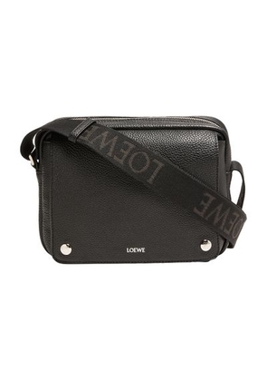 XS Pebble messenger bag in grained calfskin