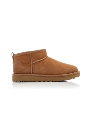 UGG Classic Ultra Mini Sheepskin Ankle Boots - Moda Operandi