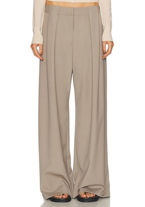 St. Agni Pleat Loop Pant in Mousse - Taupe. Size M (also in ).