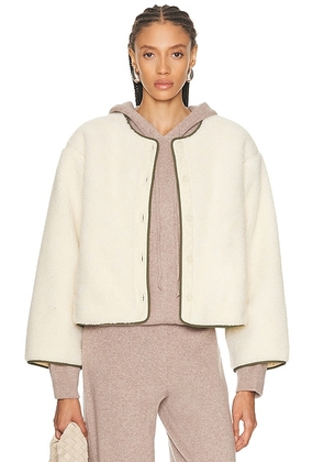 RE/DONE Cocoon Liner Jacket in Vintage White - Cream. Size L (also in XS, S, M).