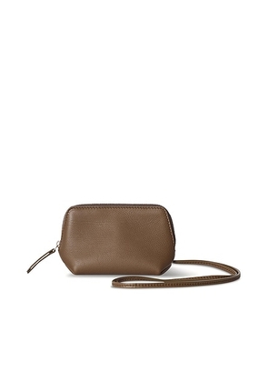 The Row Owen Pouch in Tawny Brown Ans - Brown. Size all.