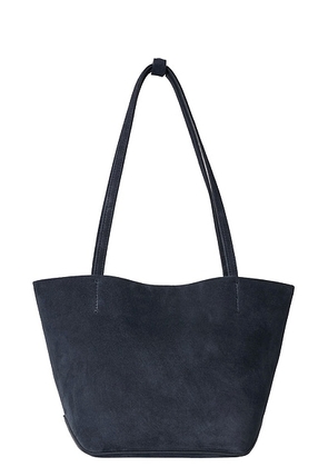 The Row Park Edge Medium Tote Bag in Blue Navy ANS - Navy. Size all.