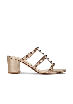 Valentino Garavani Rockstud Slide in Skin - Metallic Neutral. Size 39 (also in 36.5).