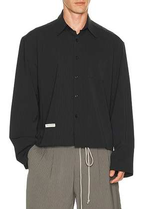 Song for the Mute Long Sleeve Cropped Casual Shirt in Navy - Navy. Size 46 (also in 50, 52).