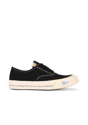Visvim Logan Deck Lo Sipe in Black - Black. Size 8 (also in 9, 10, 11).
