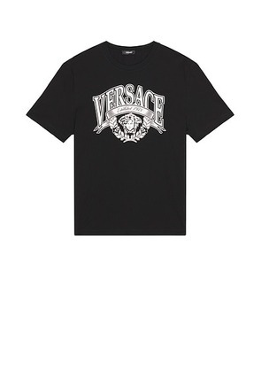 VERSACE Medusa Crest T-Shirt in Black - Black. Size M (also in XXL/2X).