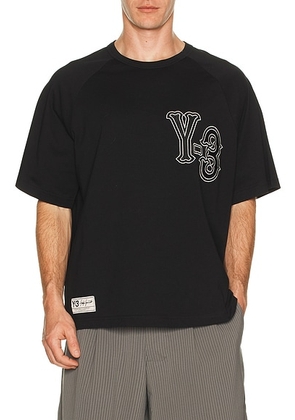 Y-3 El5 Gfx Tee in Black - Black. Size L (also in M, S, XL/1X).